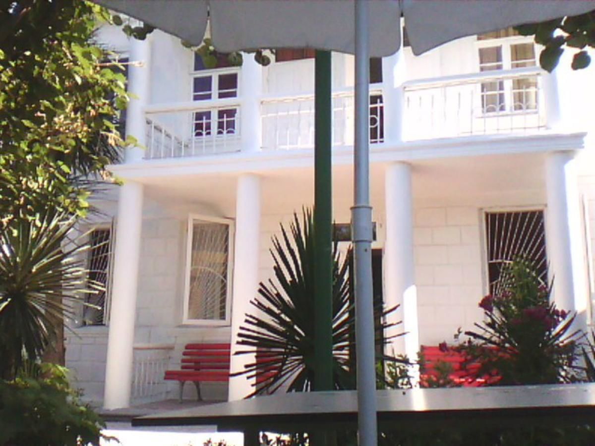 Гостевой дом White Guest House Махинджаури-4