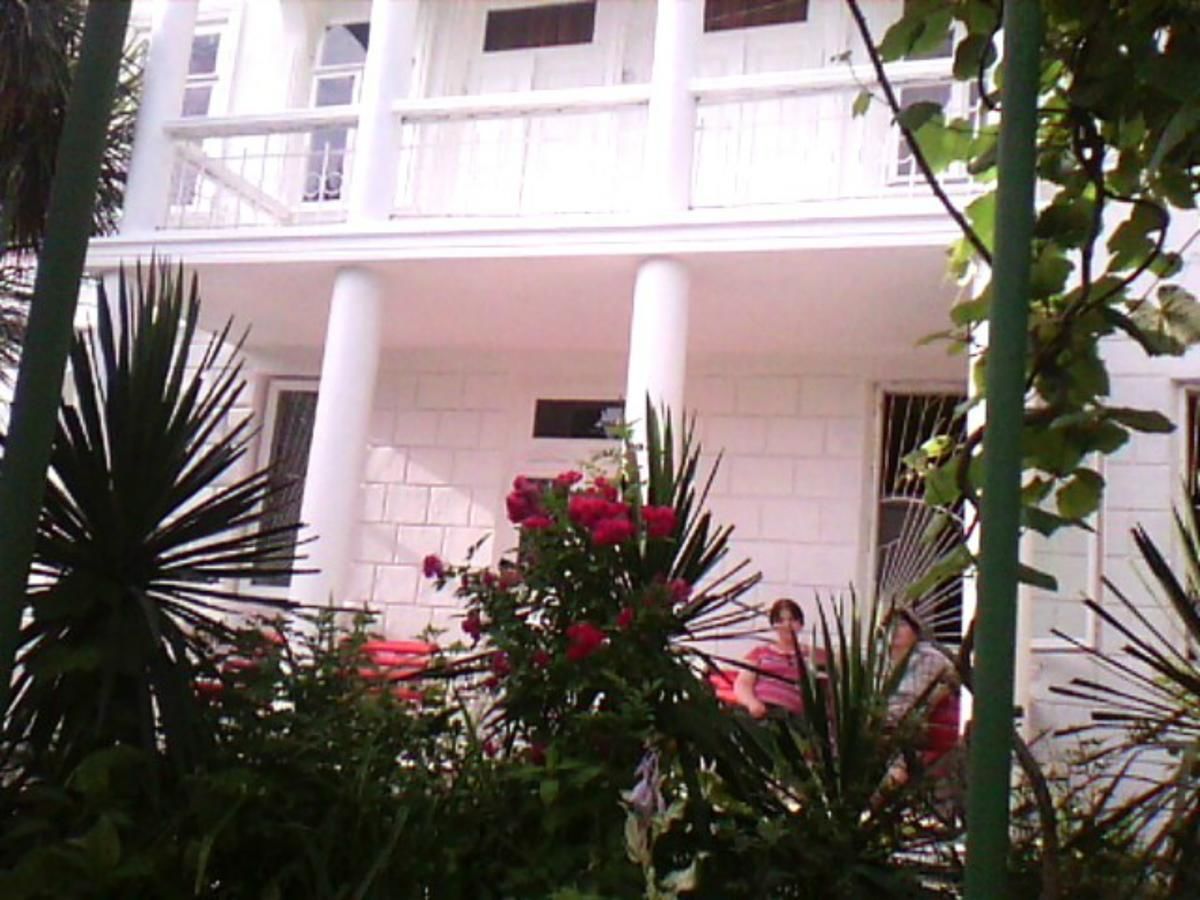 Гостевой дом White Guest House Махинджаури-19